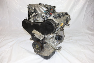 Toyota engine 2zr 1.8 NEW