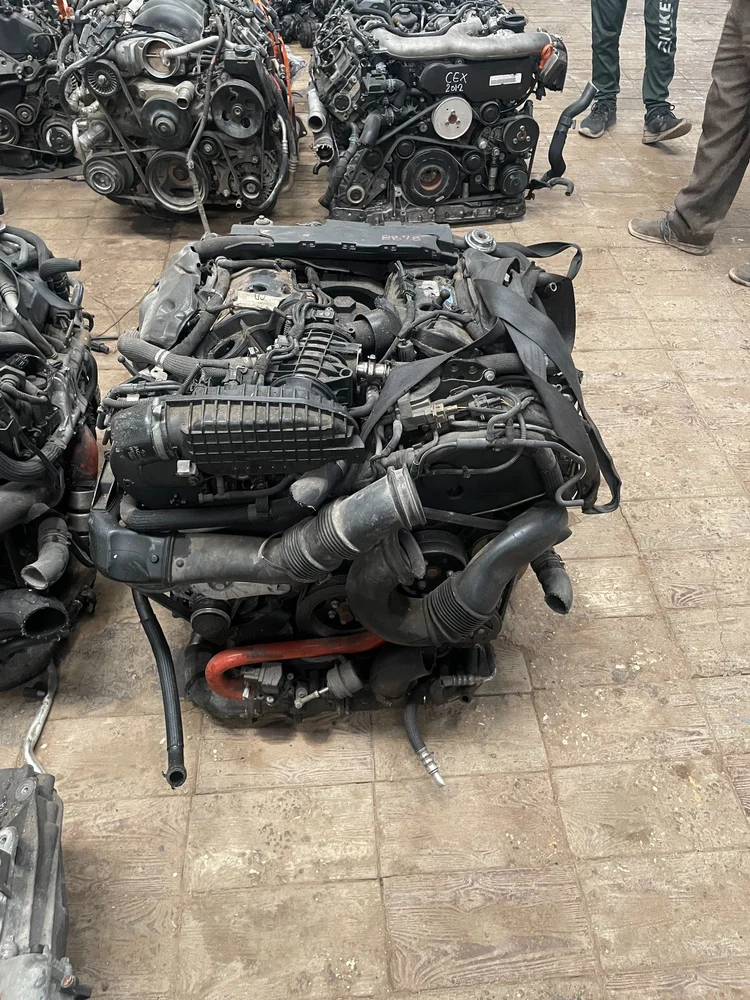 JAGUAR XJ 4.0 V8 Petrol Engine (AJ-000215)