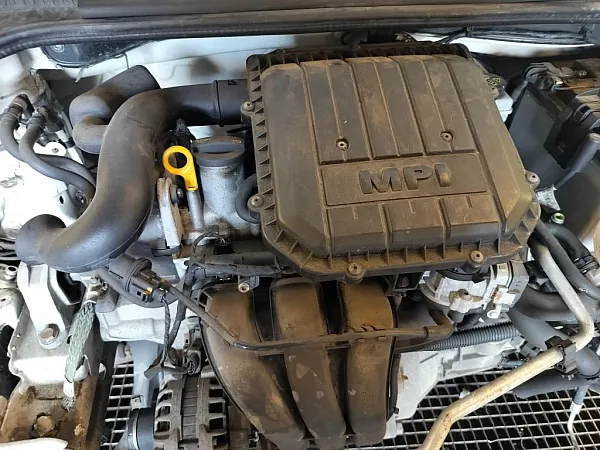 Volkswagen Golf R32 V6 Engine (AXZ)